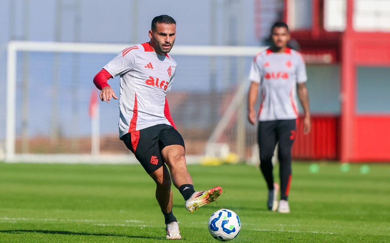 Thiago Maia será o novo primeiro volante do time de Roger Machado (Foto: Ricardo Duarte/SC Internacional)