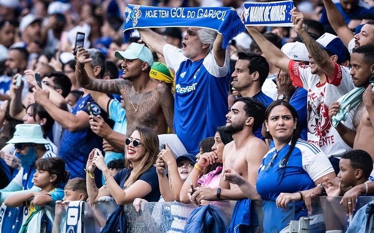 Torcida do Cruzeiro vai apoiar equipe em jogo contra o CRB, pela Copa do Brasil (Foto: Gustavo Martins/Cruzeiro)