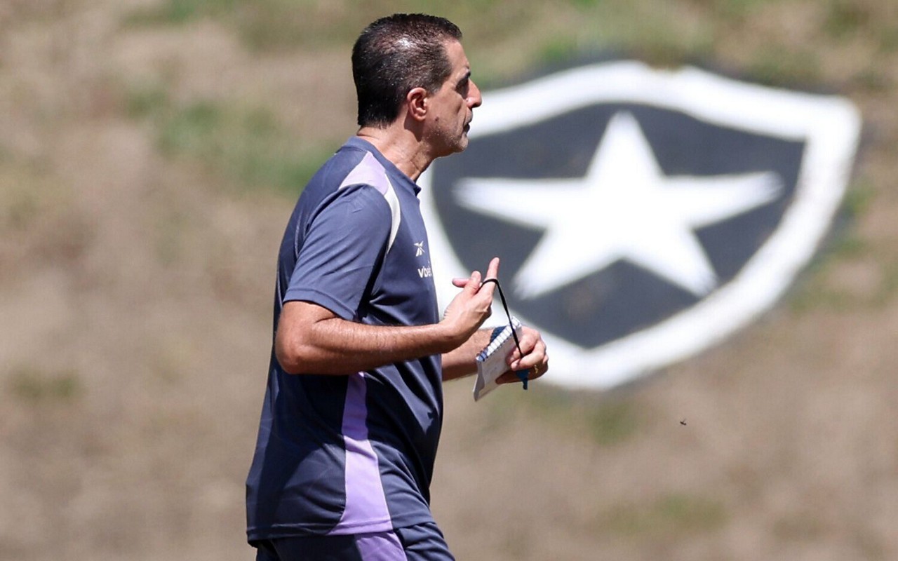 Renato Paiva, técnico do Botafogo (Foto: Vítor Silva/Botafogo)