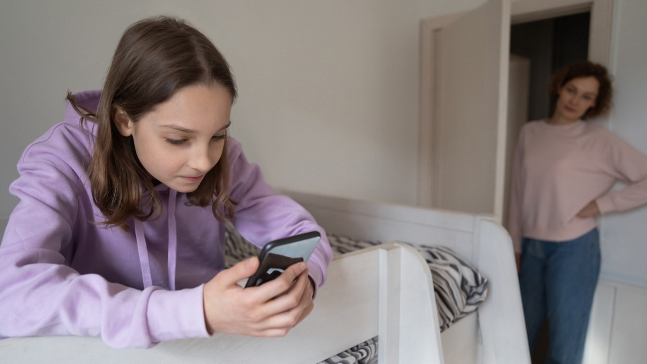 Saiba o que é DIX, refúgio de adolescentes no Instagram