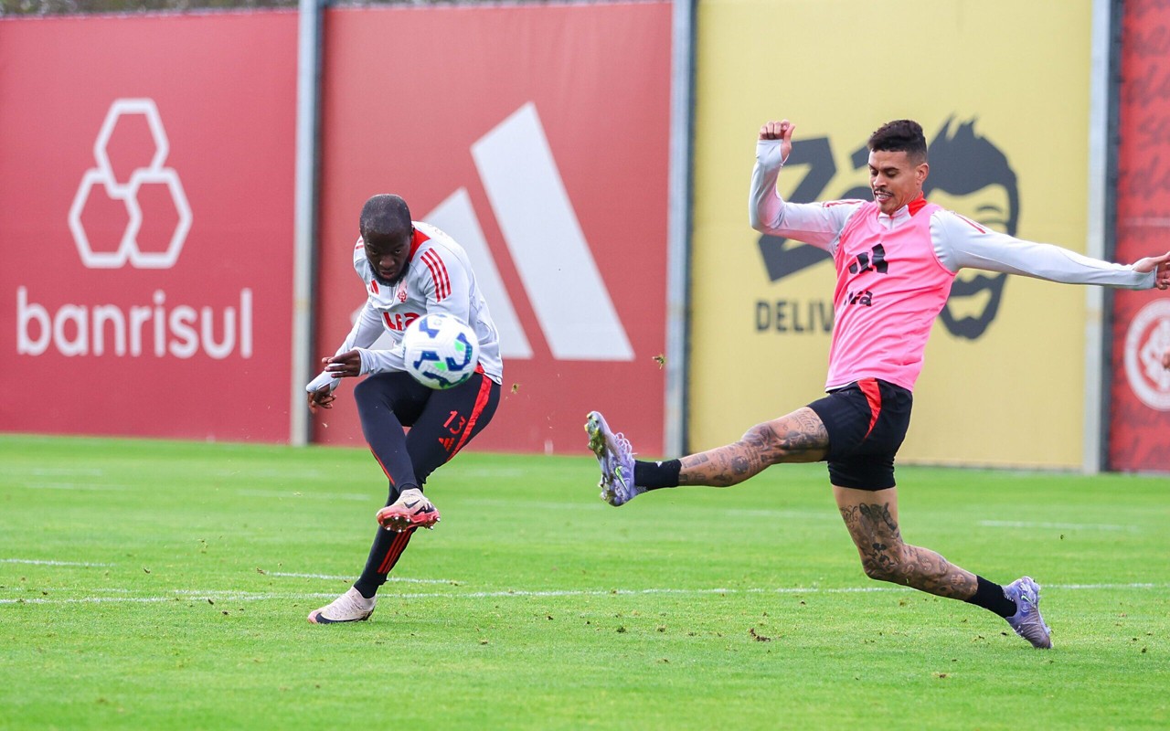 Enner Valencia e Richard devem estar no time que pega o Flamengo (Foto: Ricardo Duarte/SC Internacional)