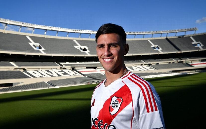Matías Rojas está no River Plate desde janeiro (Foto: Divulgação/CA River Plate)