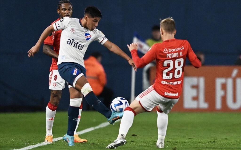 Inter e Nacional em duelo histórico no Beira-Rio pela Libertadores; confronto soma 12 partidas ao longo das edições do torneio continental. (Foto: Internacional)