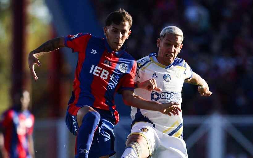 Elián Irala, volante do San Lorenzo, que interessa ao Inter desde fevereiro (Foto: Divulgação/CASL)