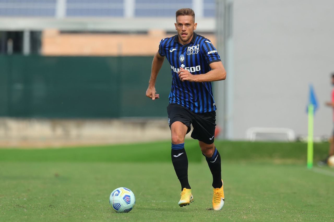 Rafael Tolói em ação pela Atalanta, da Itália (Foto: Divulgação / Atalanta)