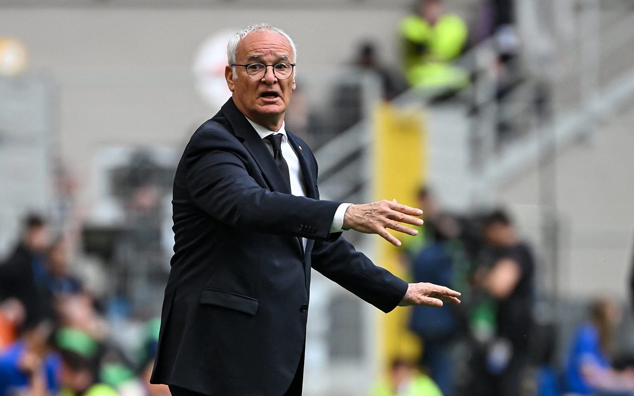 Claudio Ranieri recusou treinar a Itália para se manter aposentado (Foto: Piero Cruciatti/AFP)