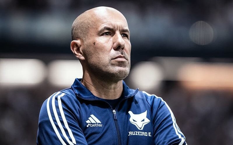 Leonardo Jardim não garante a presença de Sinisterra no jogo contra o São Paulo (Foto: Gustavo Aleixo/Cruzeiro)