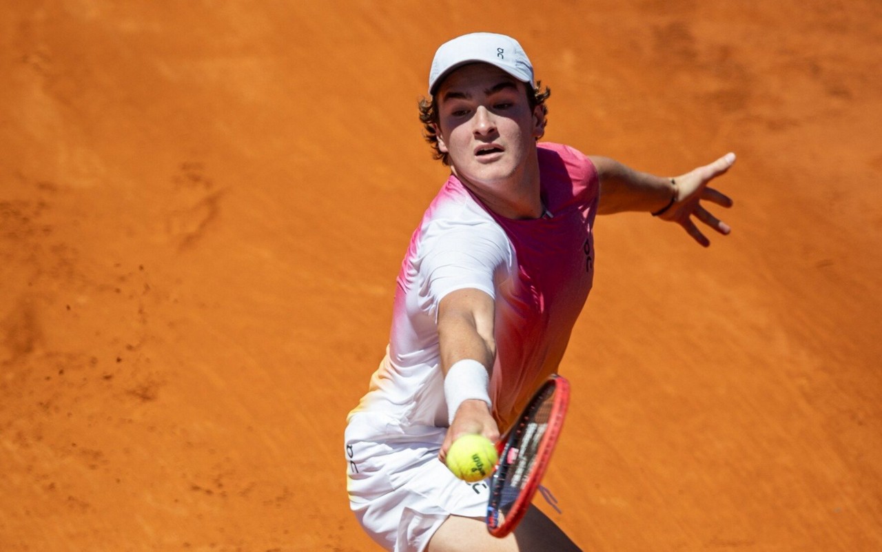 João Fonseca durante o ATP 250 de Buenos Aires (Foto: @argentinaopentennis / Ieb+ Argentina Open)