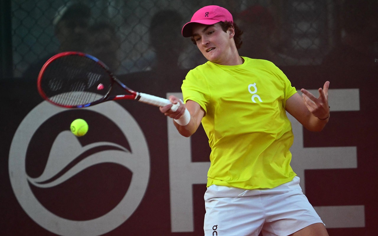 Treino do João Fonseca no Rio Open. (Foto: MAURO PIMENTEL/AFP)