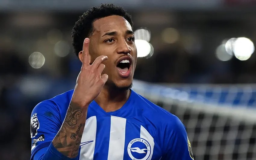 João Pedro deve sair do Brighton e ir para outro clube da Premier League. (Foto: Glyn KIRK / AFP)