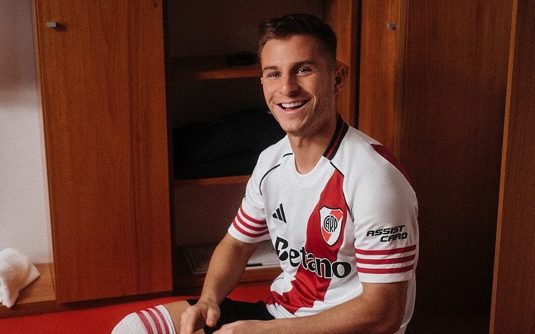 Giuliano Galoppo está emprestado ao River (Foto: Divulgação)