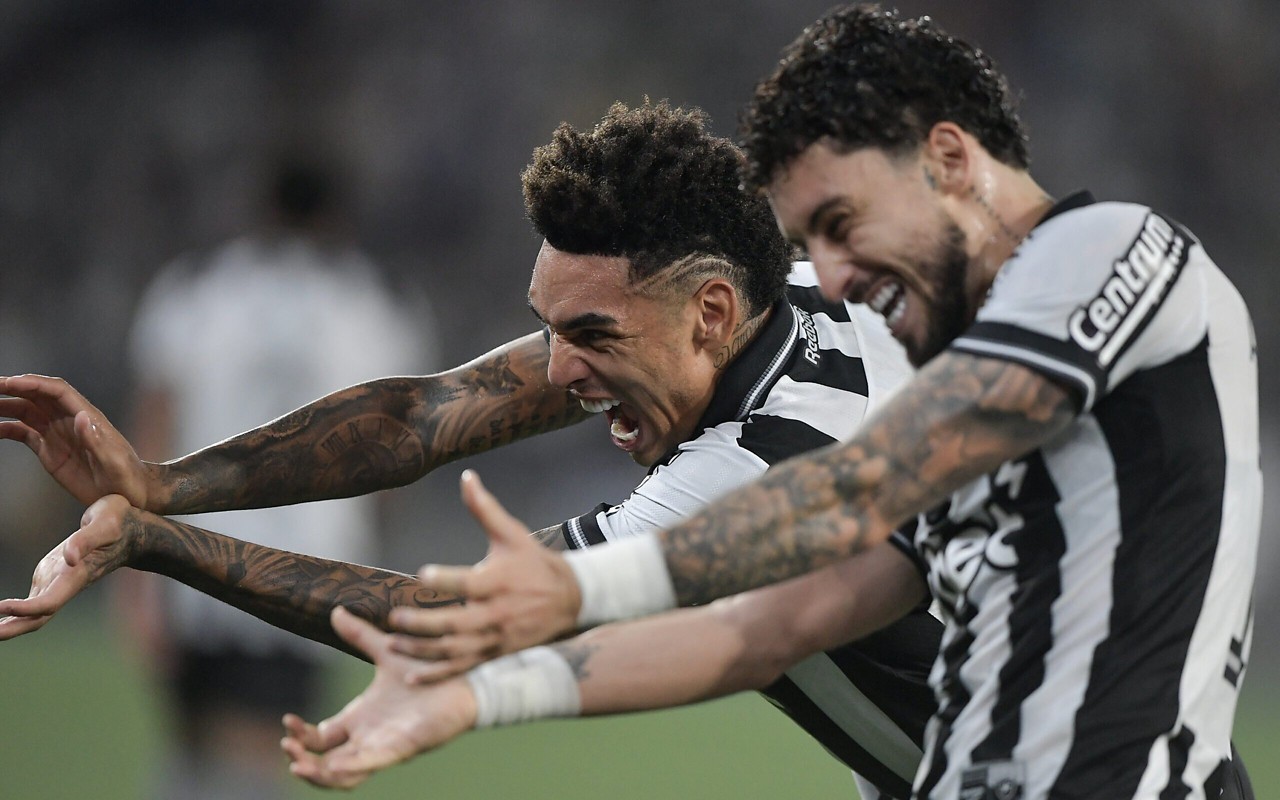 (Foto: Thiago Ribeiro/AGIF)
