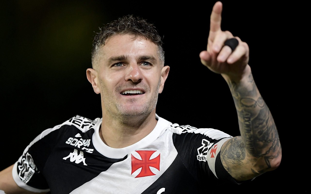 (Foto: Thiago Ribeiro/AGIF)