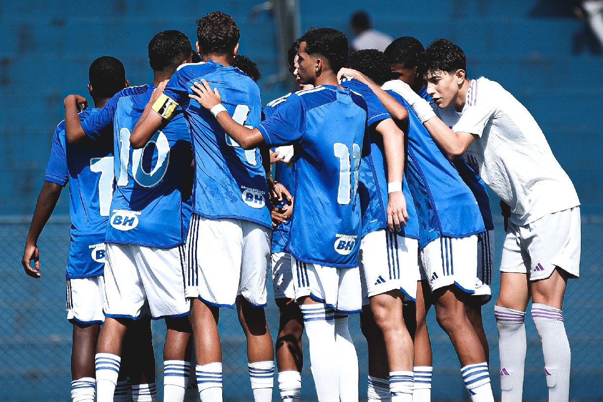 Equipe Sub-14 do Cruzeiro, campeã mineira de 2024
