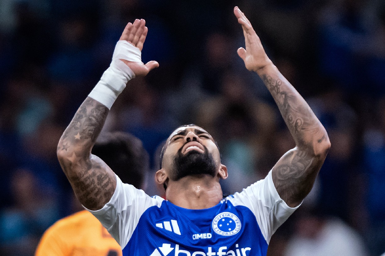 Gabigol lamenta chance perdida contra o CRB