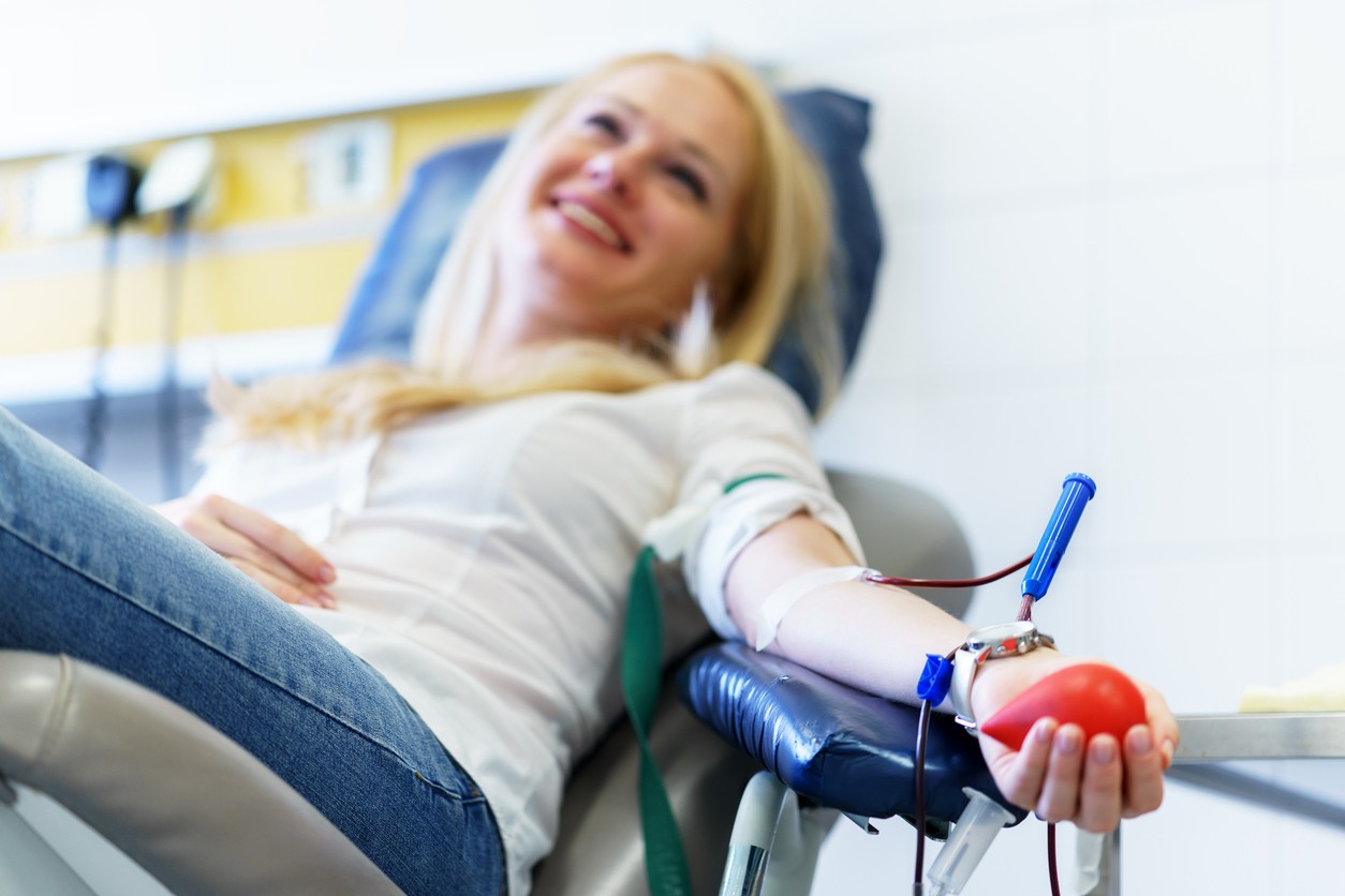 A Fundação Hemominas, responsável pelos estoques em Minas Gerais, alerta que os níveis de sangue continuam abaixo do ideal