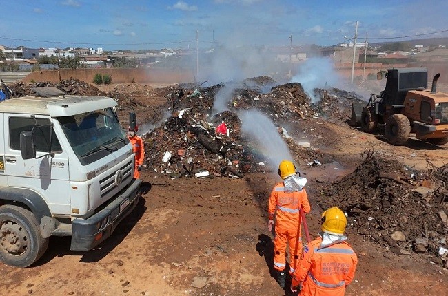 Justiça multa Montes Claros em R$ 200 mil por descumprir acordo sobre descarte de resíduos