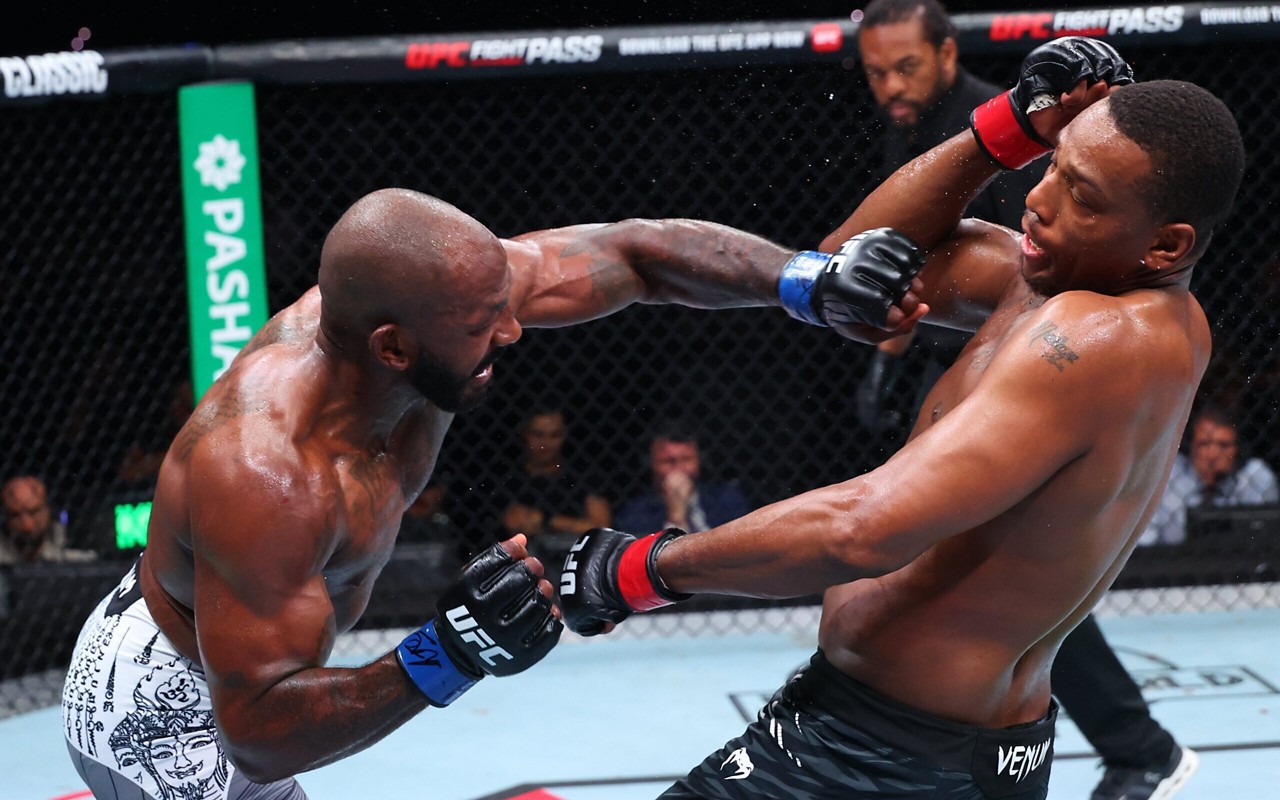 Khalil Rountree Jr. derrotou Jamahal Hill no UFC Baku (Foto: Divulgação/UFC)