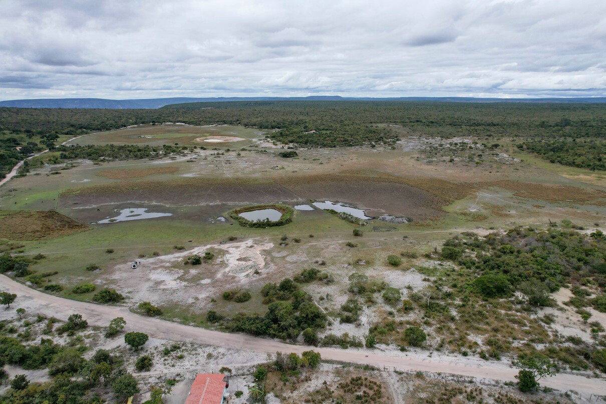 ECONOMA - DO DIA - ARACUAI - MG

VALE DO LITIO - O OURO CINZA DE MINAS
O LITIO DO JEQUITINHONHA ABASTECE DUAS MAIORES ECONOMIAS GLOBAIS E VOLTA AO BRASIL EM PRODUTOS ACABADOS . 

FOTOS : QUILOMBO - VALE DE LAGOS SECOS

FOTOS : FRED MAGNO \ O TEMPO 12.05.2025
