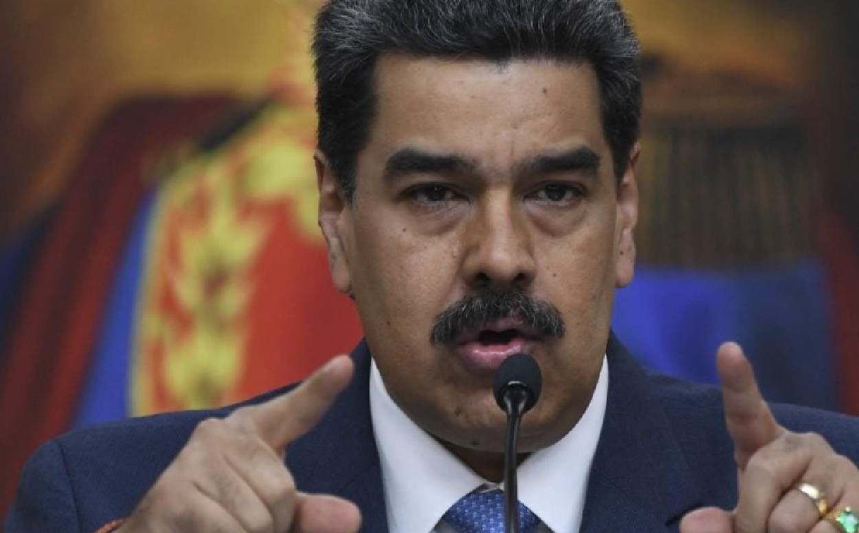 O novo sistema partidário, projetado pelo regime autoritário de Nicolás Maduro, tem o PSUV (Partido Socialista Unido da Venezuela) no centro