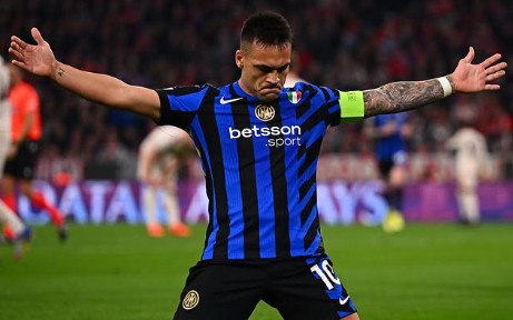 Lautaro Martinez comemora gol contra o Bayern de Munique na Champions League (Foto: Reprodução/Instagram/@inter)