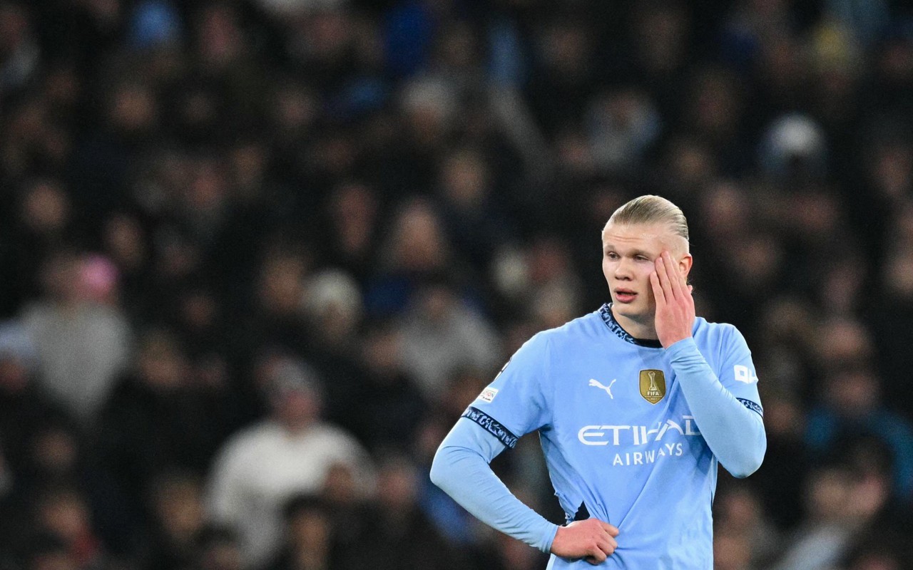 Haaland em ação pelo Manchester City contra o Real Madrid pela Champions (Foto: Oli SCARFF / AFP)