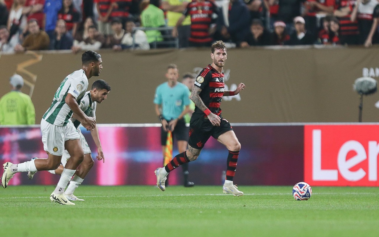 Léo Pereira elogia desempenho da equipe na estreia no Mundial (brenFoto: Gilvan de Souza/Flamengo)