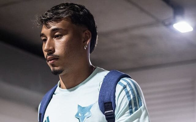 Volante Japa disputou sua primeira partida em 2025 domingo (6), contra o Banfield, pela Vitória Cup (Foto: Gustavo Aleixo/Cruzeiro)