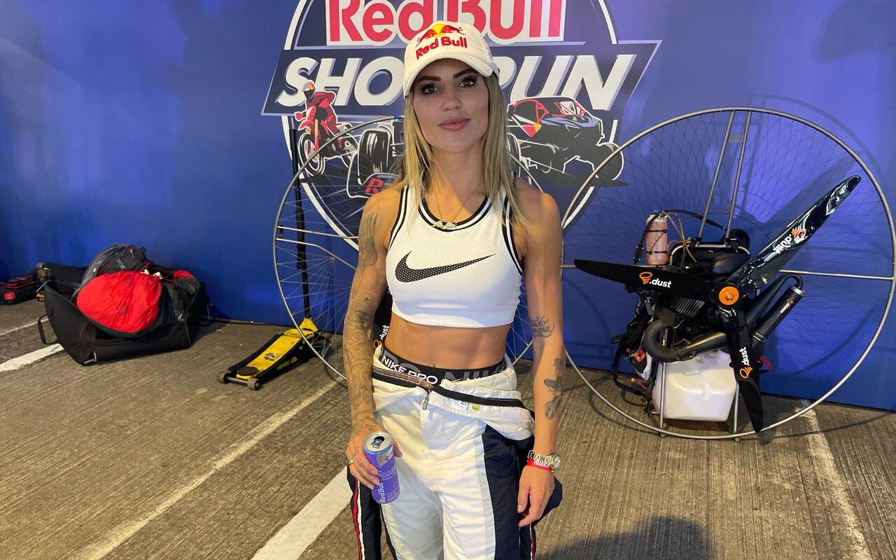 Leticia Bufoni fala sobre Porsche Cup e skate (Foto: Thiago Braga/Lance!)