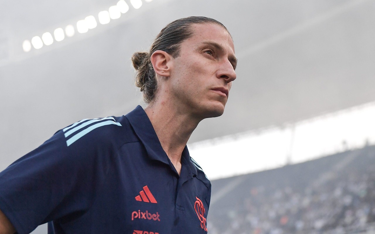 Filipe Luis já conquistou Copa do Brasil e Cariocão pelo Flamengo (Foto: Thiago Ribeiro/AGIF)