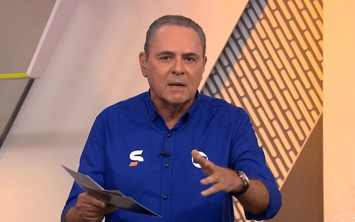 Luis Roberto narrou o jogo entre Brasil e Colômbia (Foto: Reprodução)