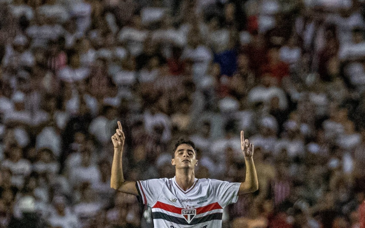 (Foto: Rafael Vieira/AGIF)