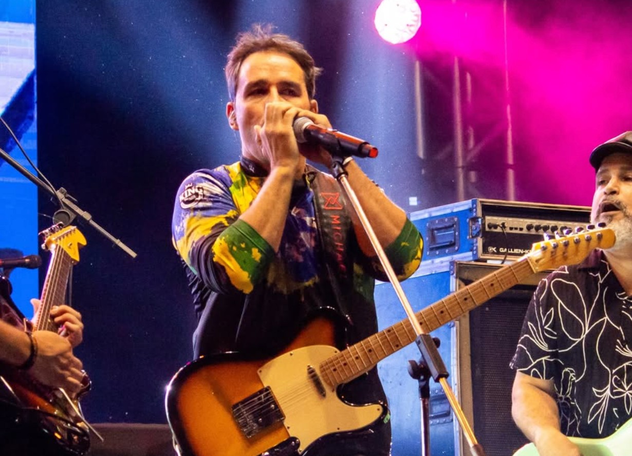 A banda mineira Manitu, formada em 2001, se consolidou com um “reggae pop leve” que mistura elementos de MPB, rock e até xote. Eles se apresentam no Quintal Sessions neste sábado (28)