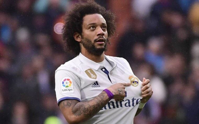 Marcelo comemora gol pelo Real Madrid (Foto: AFP)
