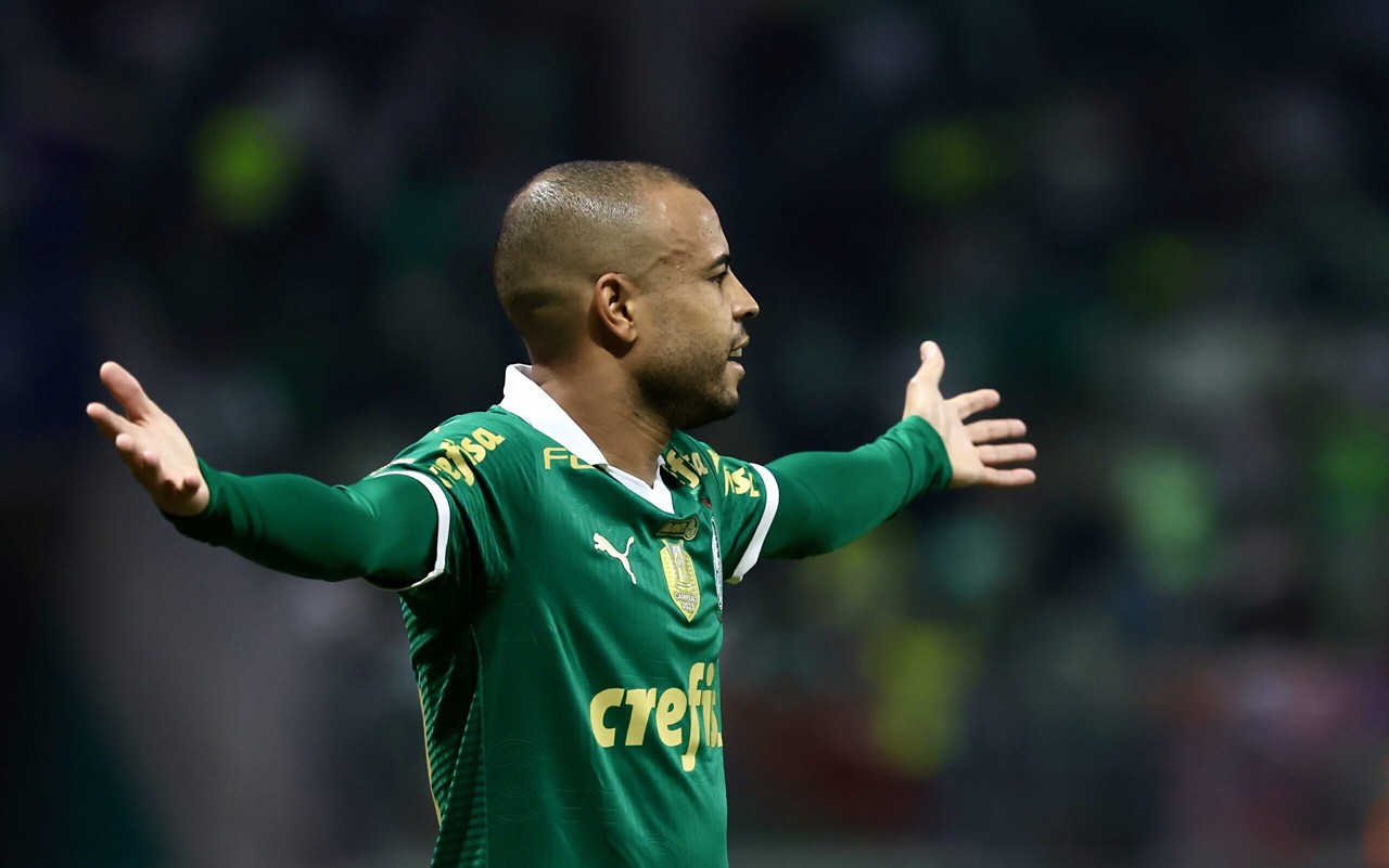 Mayke, jogador do Palmeiras (Foto: Marcello Zambrana/AGIF)