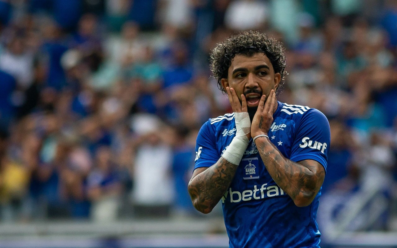 Gabigol foi expulso no clássico entre Cruzeiro e Atlético-MG (Foto: Fernando Moreno/AGIF)