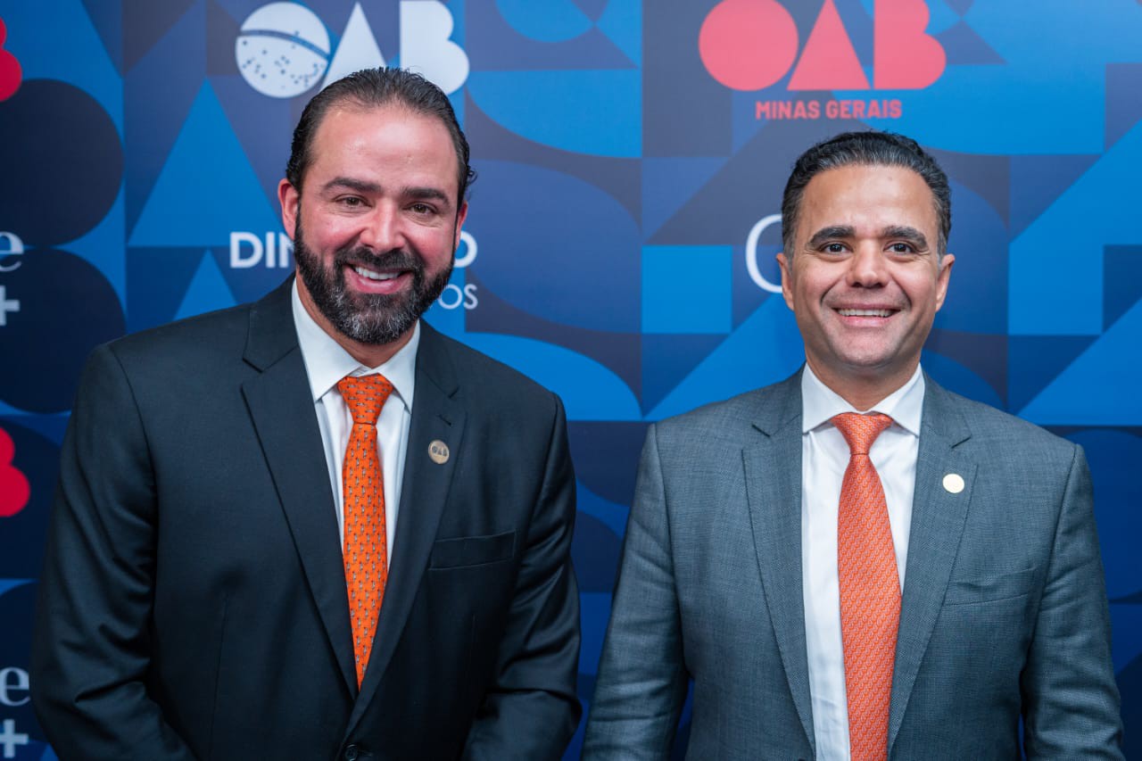 Presidente da OAB-MG, Sérgio Leonardo, e o presidente da CAA-MG, Gustavo Chalfun