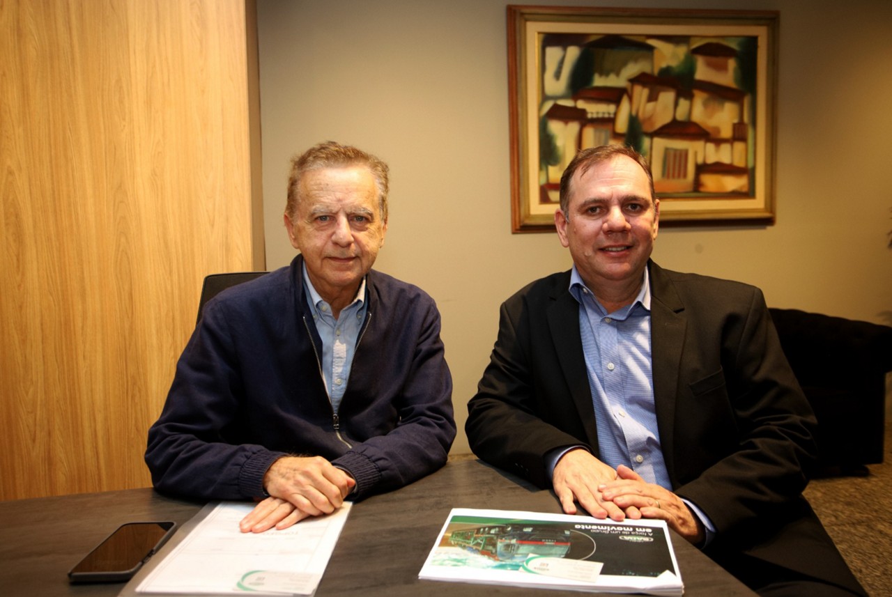 O fundador do Grupo Sada, Vittorio Medioli, recebeu o presidente da Samarco, Rodrigo Vilela, na sede do jornal O Tempo, em Contagem, onde o executivo também gravou a entrevista. 