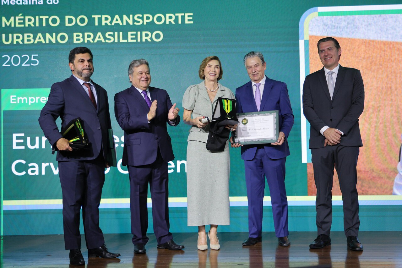 Lideranças mineiras recebem a medalha do Mérito do Transporte Urbano Brasileiro 2025