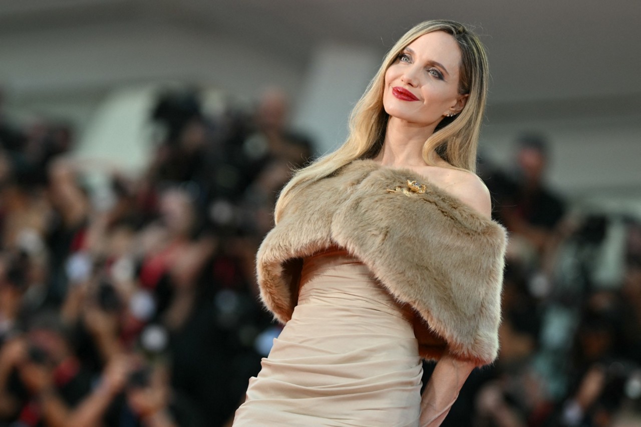 Angelina Jolie e Brad Pitt começaram a namorar em 2006