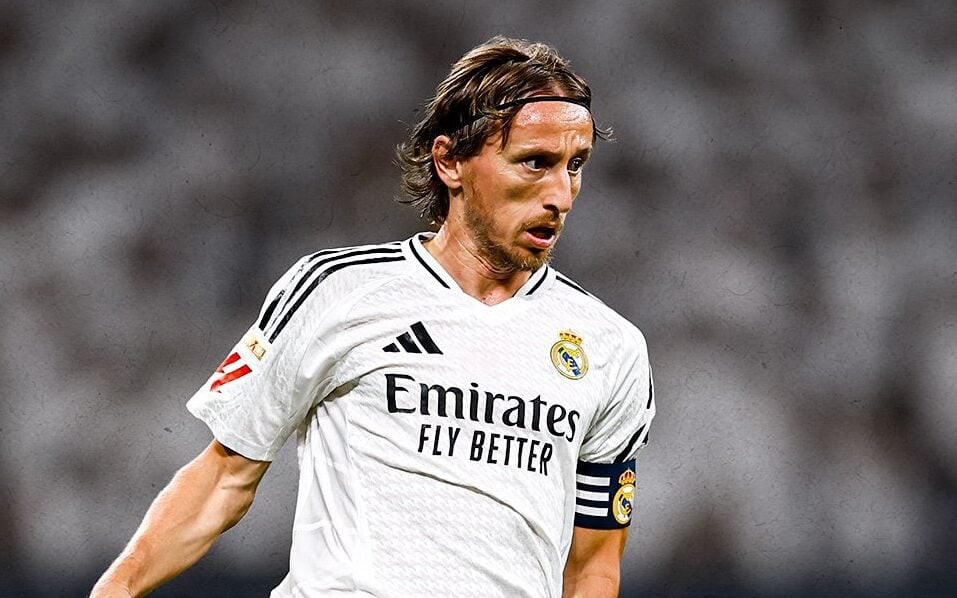 Modric em ação na despedida do Real Madrid (Foto: AFP)