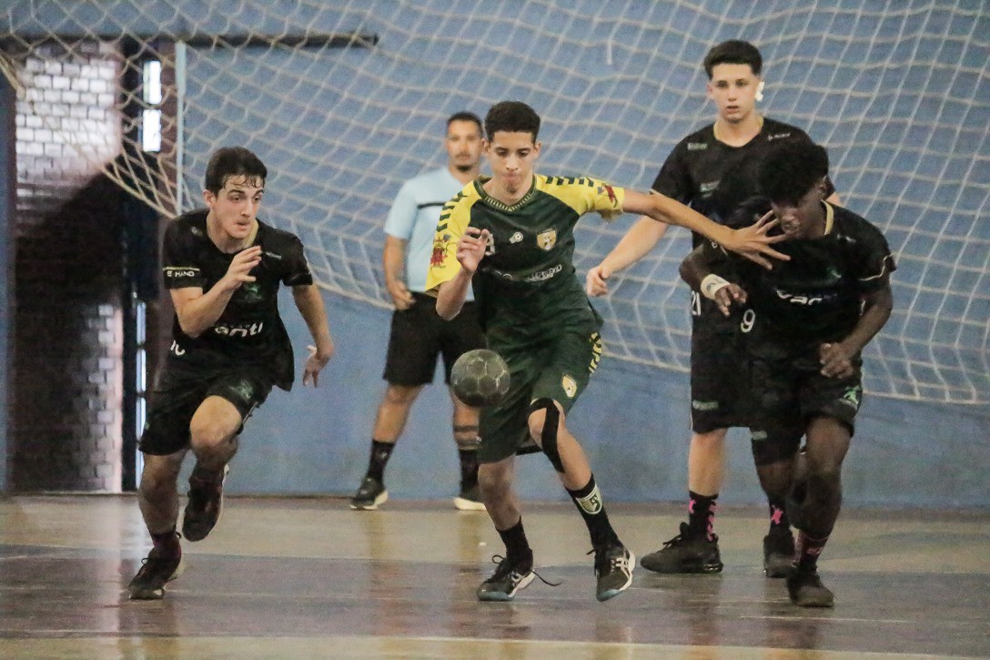 Montes Claros Handebol/AEESB disputa Campeonato Mineiro Juvenil em Pirapora 
