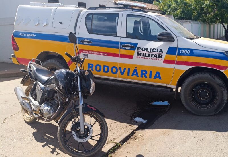 Motocicleta furtada em São Paulo é recuperada em Icaraí de Minas; homem é preso durante fiscalização