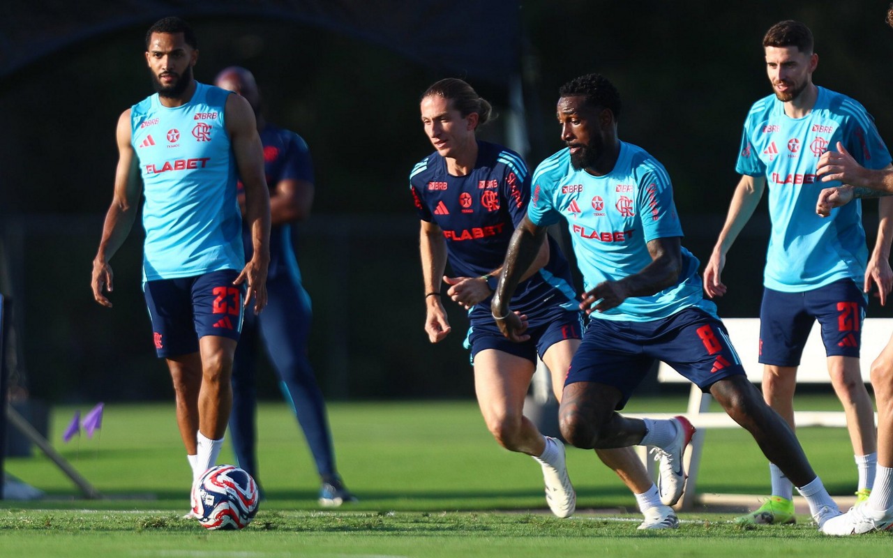 Elenco do Flamengo treina em preparação para enfrentar o Bayern pelo Mundial de Clubes (Foto: Gilvan de Souza/Flamengo)