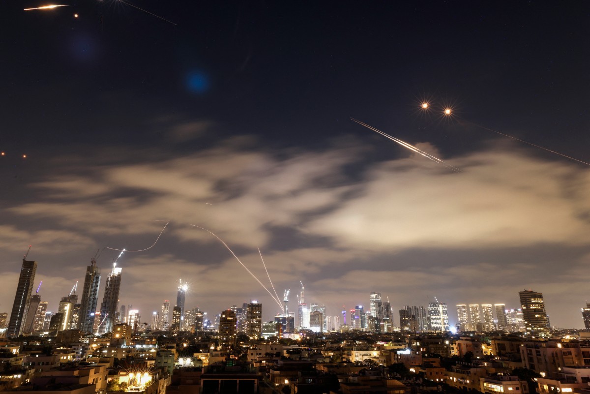 Céu de Tel Aviv, em Israel