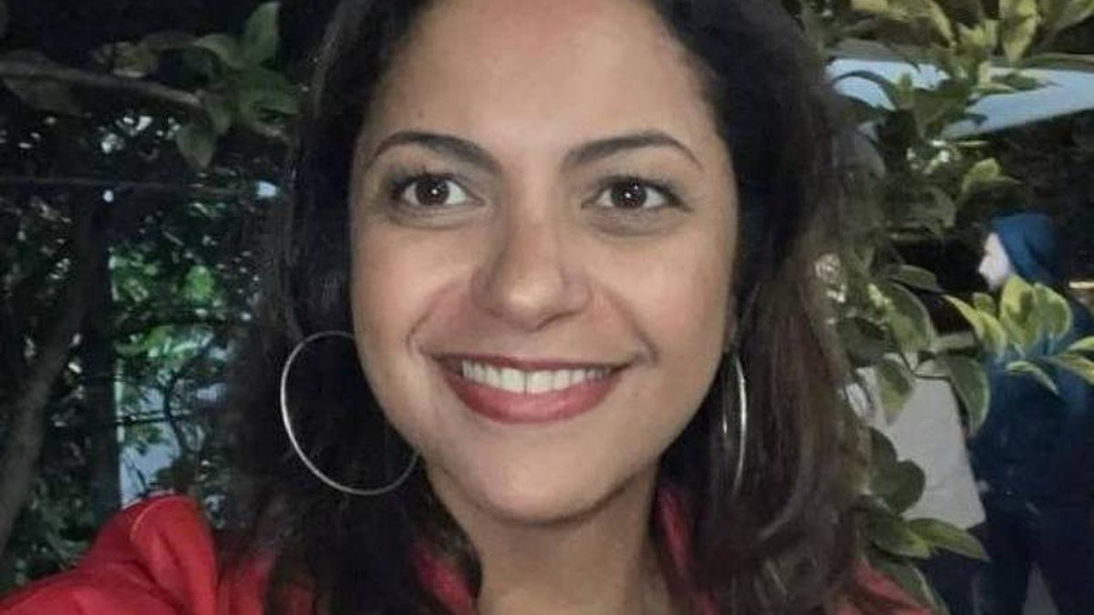 Sueli Leal Barbosa saltou quando labaredas e rolos de fumaça já saíam pela janela, segundo testemunhas