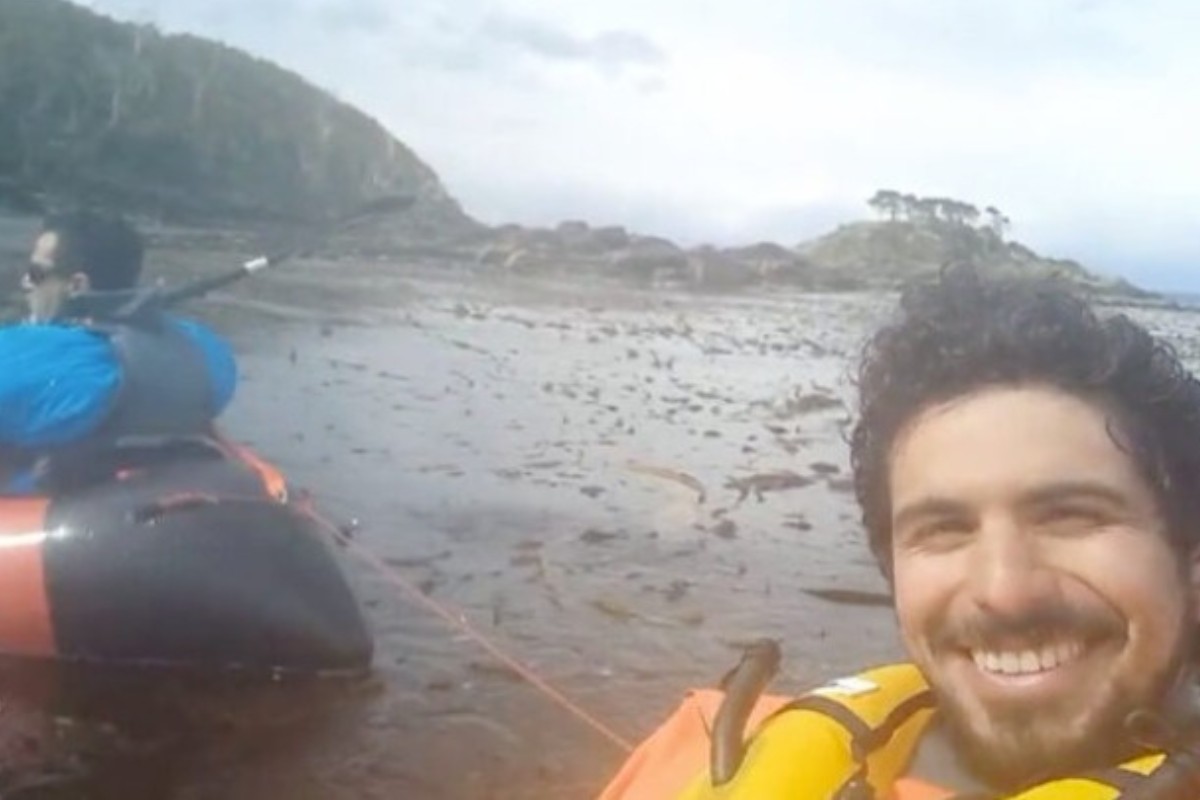 Adrián foi 'engolido' por uma baleia-jubarte e cuspido logo em seguida, no Chile