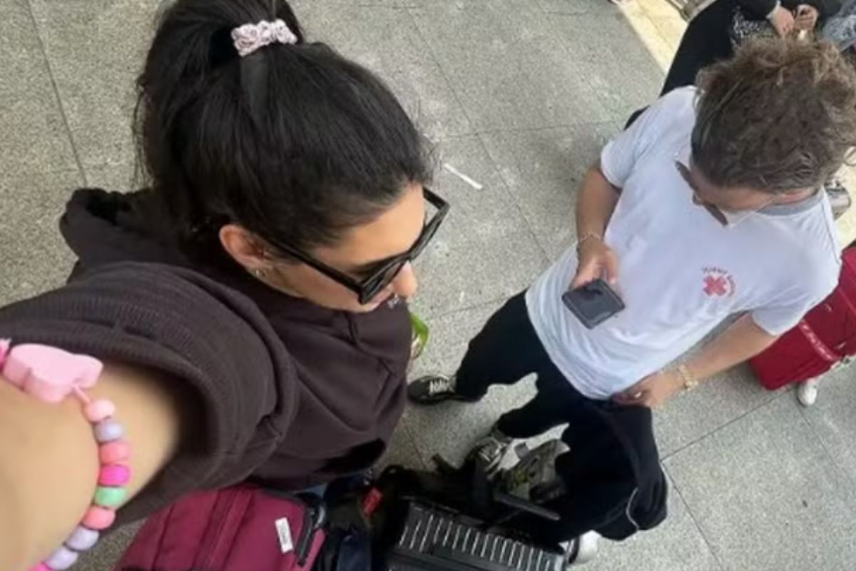 Casal fez viagem para casamento sem ser convidado