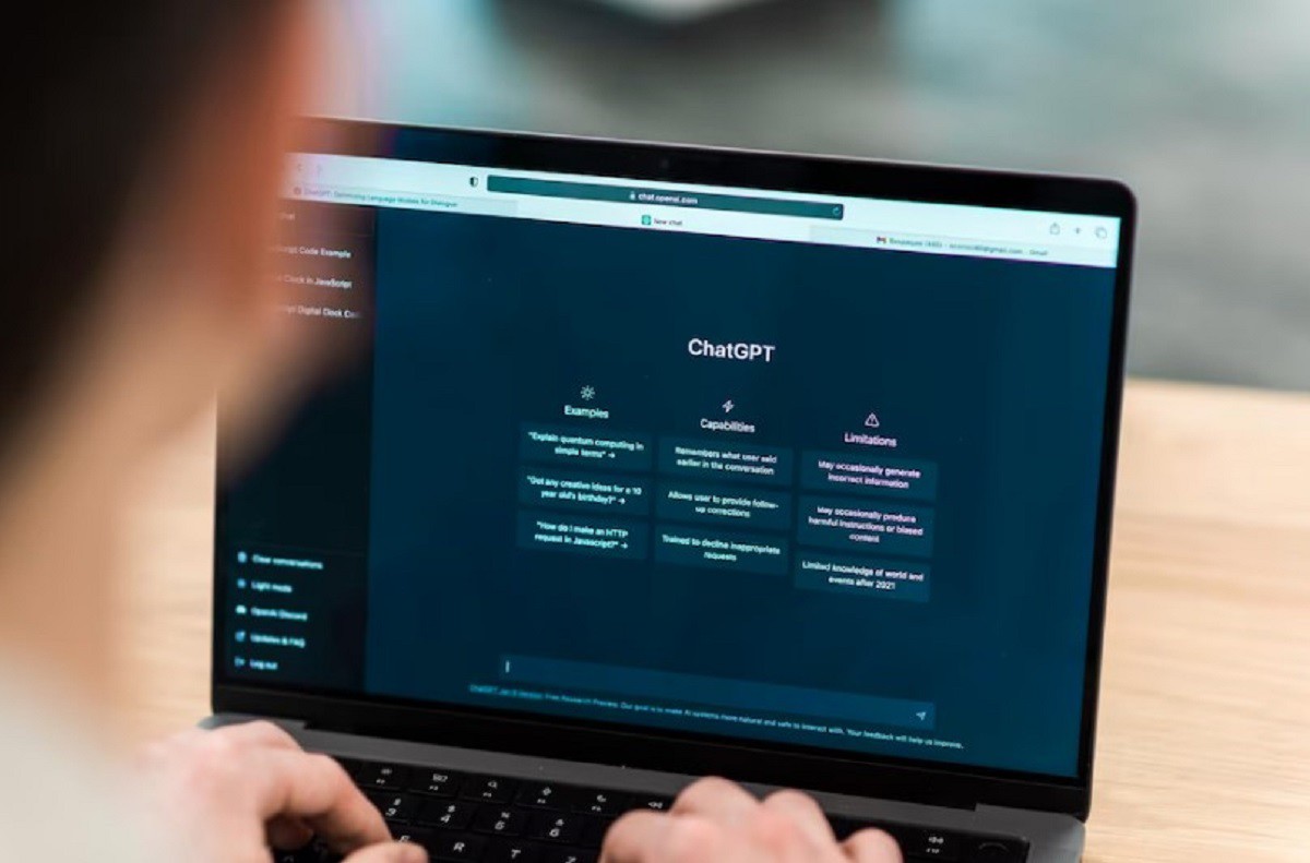 Interface do ChatGPT, modelo de inteligência artificial da OpenAI