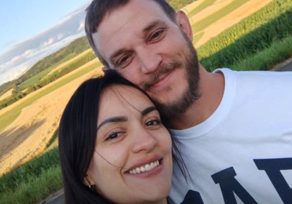 Bradley e Camilla, sua esposa nascida no Peru
